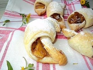 Francuskie rogale z korzennymi jabłkami