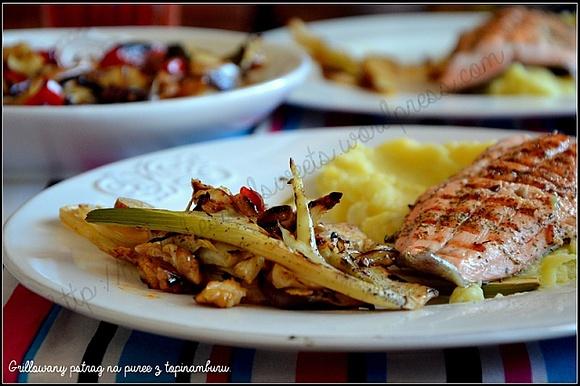 Grillowany pstrąg z puree z topinamburu i warzywami