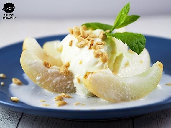 Gruszki nashi z mascarpone i limonkową nutą