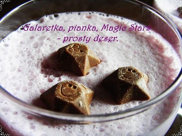 Piankowy deser z galaretką arbuzową i Magic Stars