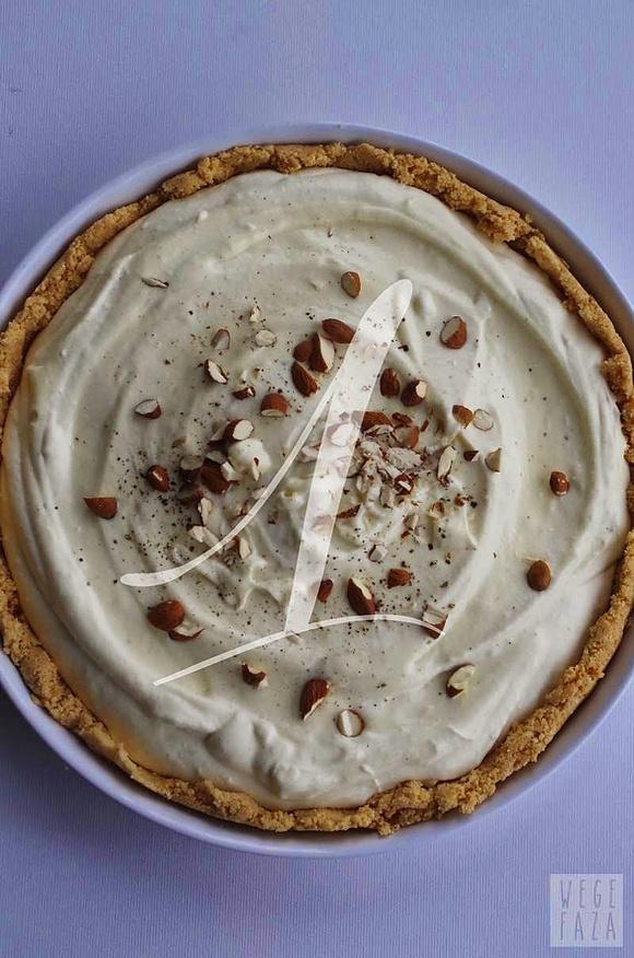 Tarta z białej czekolady i pieprzem