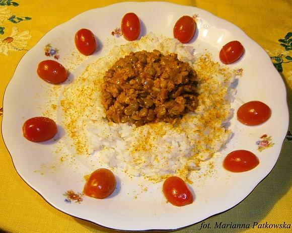 Tikka Masala z mieloną wieprzowiną i soczewicą