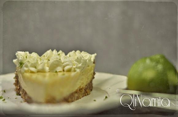Tarta limonkowa na ciasteczkowym spodzie