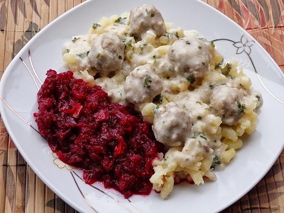 Klopsiki w sosie chrzanowym