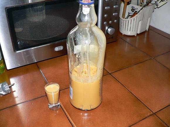 Likier a'la Baileys