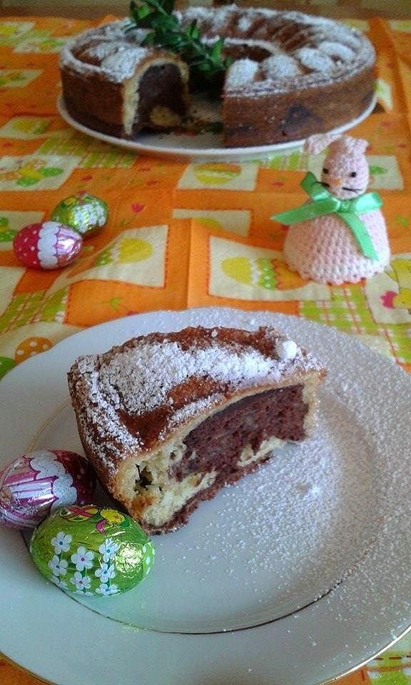 Zdrowa babka jogurtowa waniliowo-czekoladowa z jabłkiem