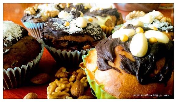 Fit muffinki z polewą czekoladową