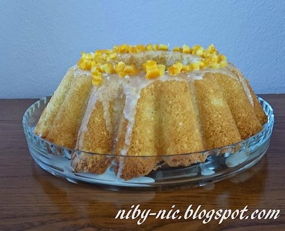 Wielkanoc babka migdałowa