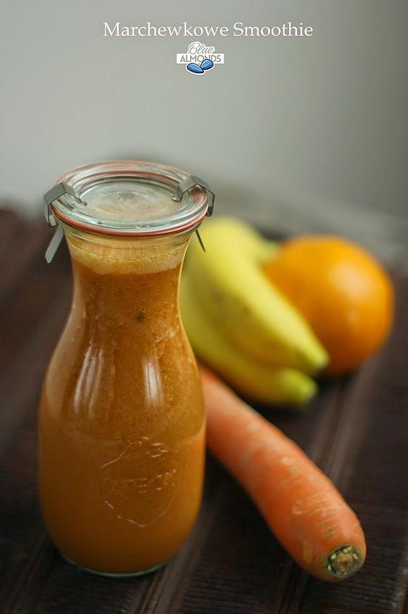 Koktajl marchewkowy z pomarańczą i bananem
