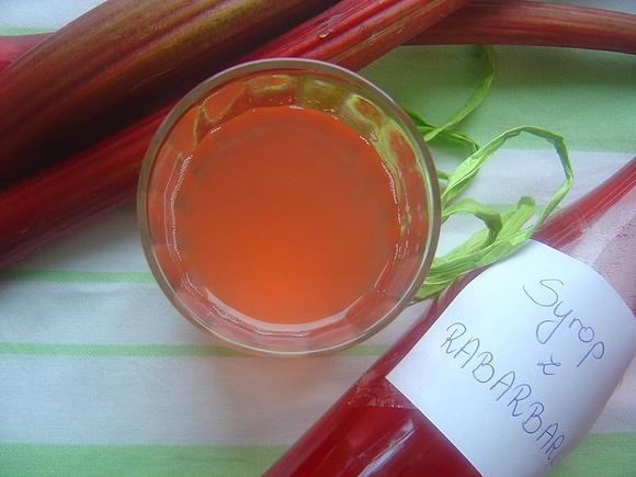 Syrop z rabarbaru