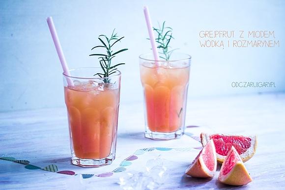 Grejpfrut z miodem rozmarynem i wódką
