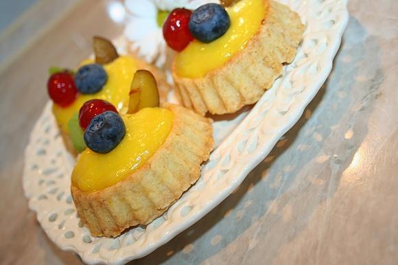Kruche babeczki z lemon curd