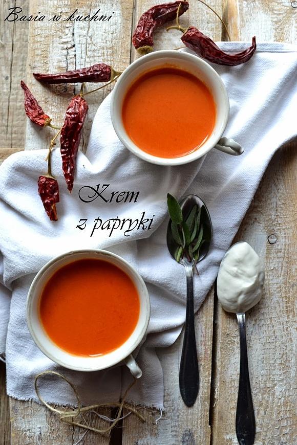 Krem z pieczonej papryki