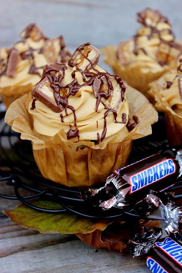 Babeczki ze Snickersami