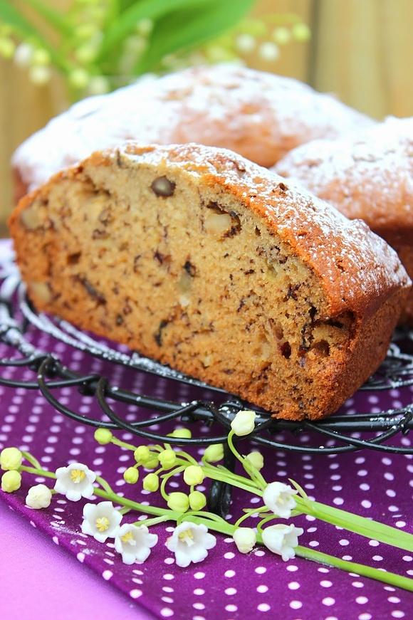 Bananowe ciasto z orzechami włoskimi