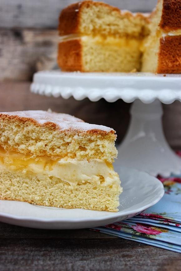 Biszkopt z lemon curd