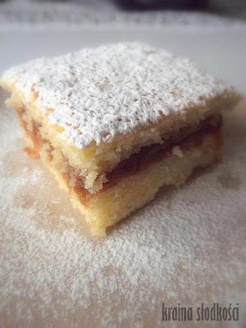 Biszkoptowa szarlotka