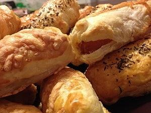 Paróweczki w kołderkach - przepis na imprezową przekąskę