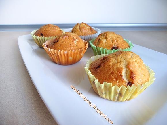 Muffinki z kawałkami czekolady