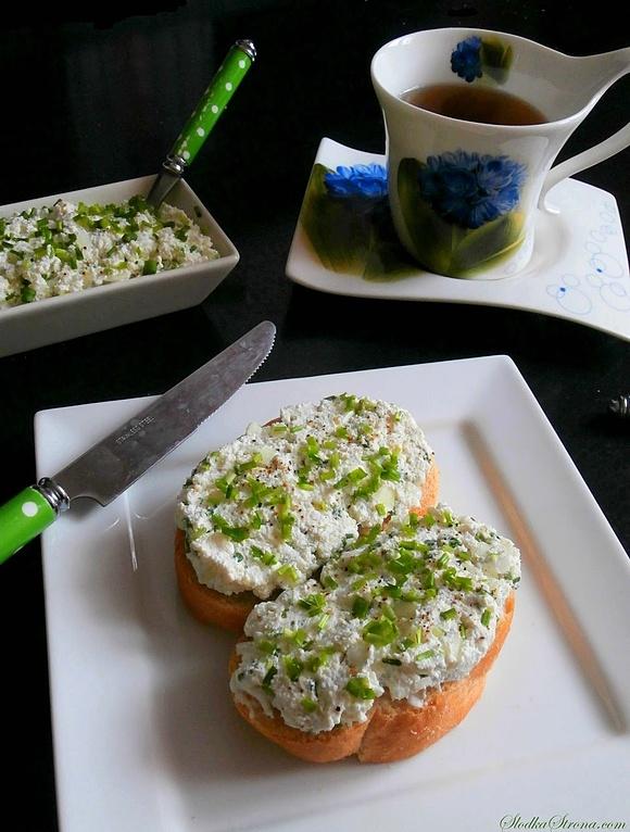 Twarożek ze Szczypiorkiem – pasta na śniadanie i kolację