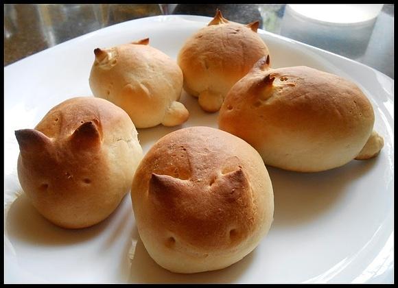 Bułki drożdżowe króliczki