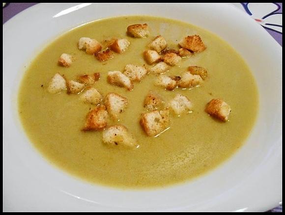 Zupa brokułowa