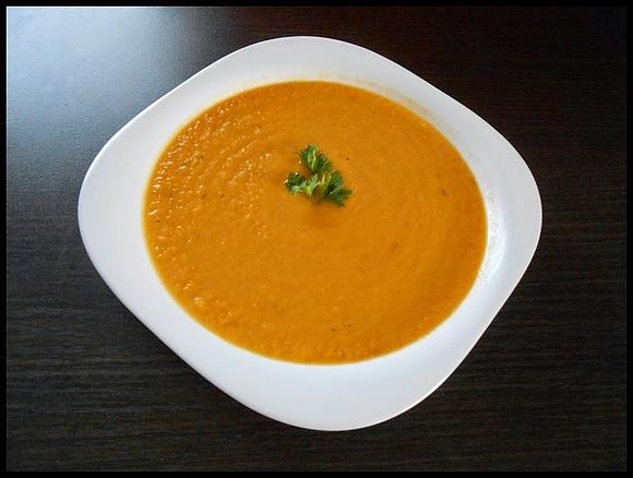 Zupa z pieczonej dyni