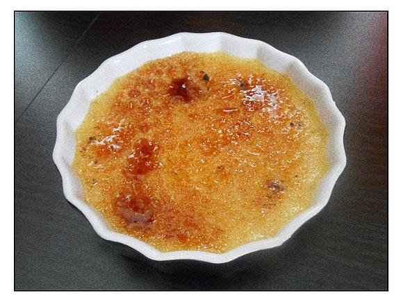 Crème brûlée - deser waniliowy z karmelizowanym cukrem