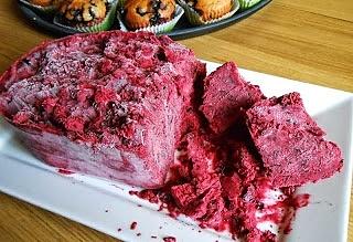 Domowe lody z czarnej porzeczki