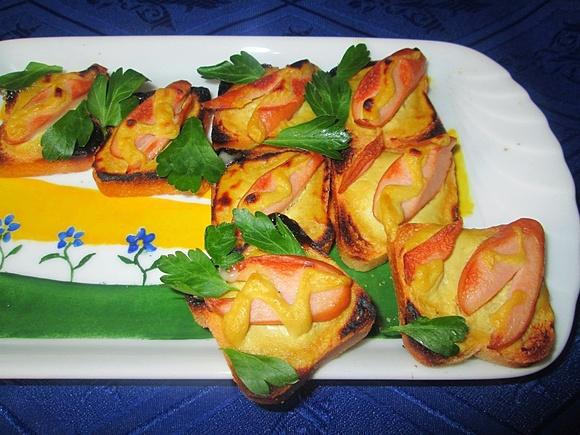 Mini grzanki musztardowe jako finger food
