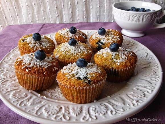 Kokosowe muffinki z borówkami amerykańskimi bezglutenowe
