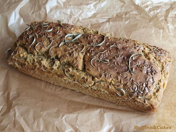 Chleb kukurydziany z rozmarynem bezglutenowy