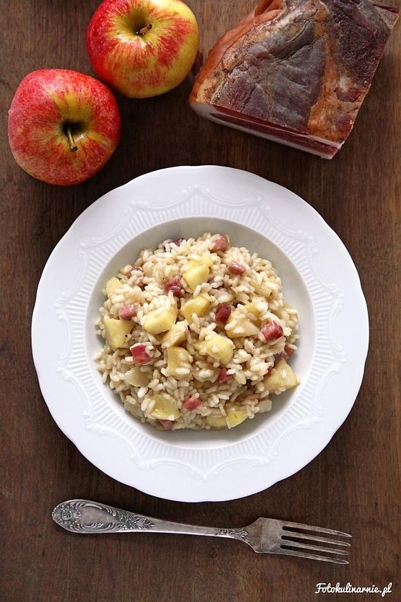 Risotto ze speckiem i jabłkami