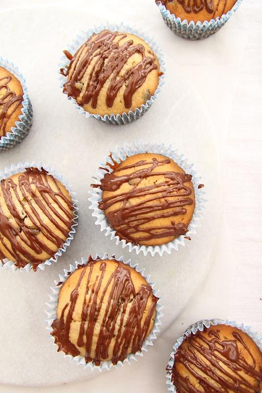 Muffiny bananowe z czekoladową polewą
