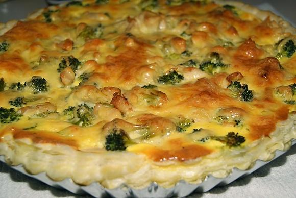 Tarta z brokułami i kurczakiem