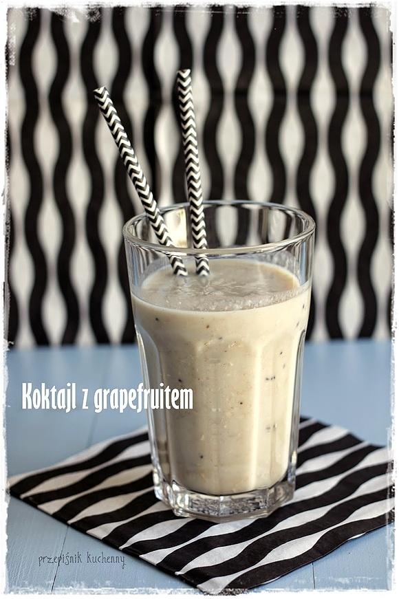 Koktajl oczyszczający z grapefruitem