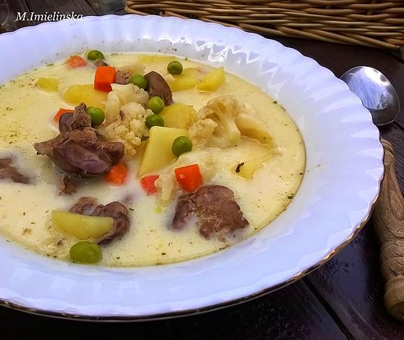 Zupa z wątróbką i warzywami