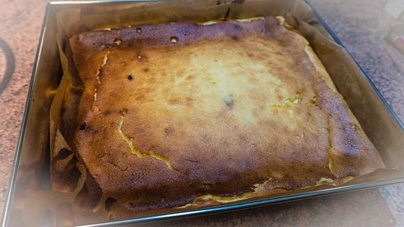 Sernik – prosty przepis na lekki ciasto z dodatkami