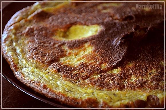 Omlet z cieciorki z brokułem