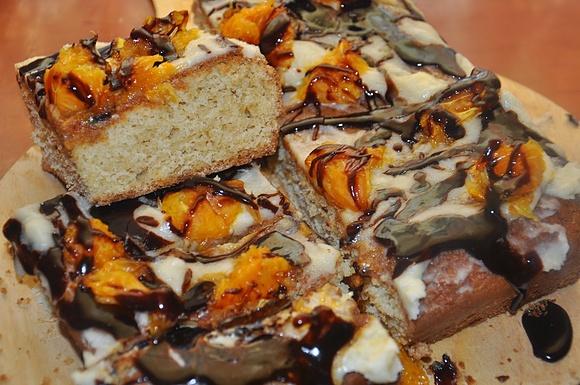 Ciasto klonowe z orzechami i mandarynkami
