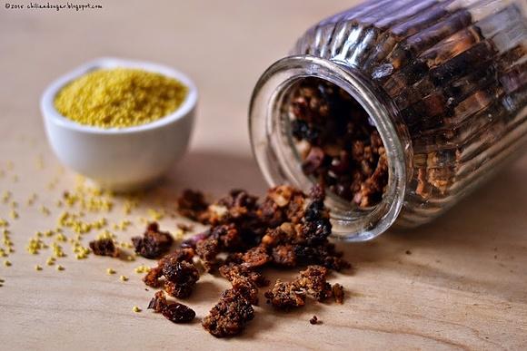 Bezcukrowa bezglutenowa wegańska granola z kaszy jaglanej i canihua