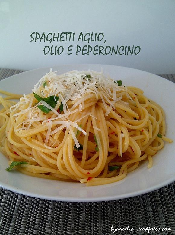 Spaghetti aglio, olio e peperoncino