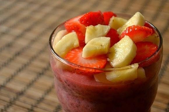 Truskawkowy pudding chia