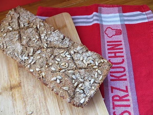 Chleb żytni z mąki razowej