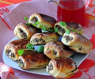 Paszteciki tradycyjne z pieczarkami