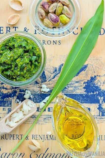 Pesto z pistacji i czosnku niedźwiedzkiego
