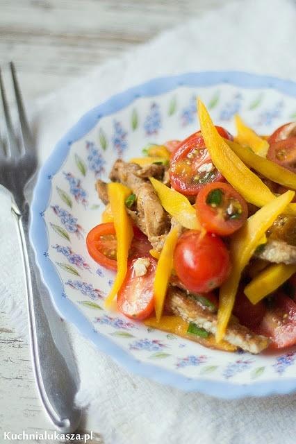 Sałatka z kurczakiem i mango
