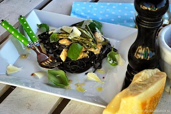 Makaron linguine ze szparagami