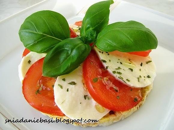 Wafle śniadaniowe Caprese