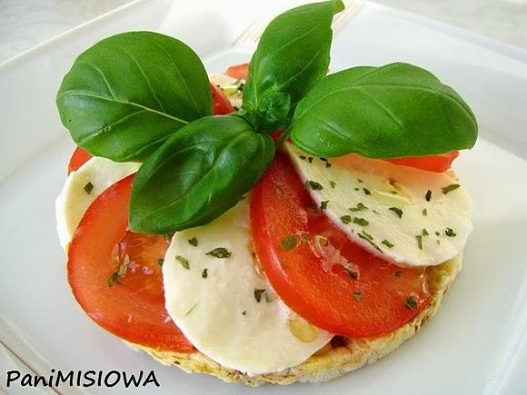 Wafle ryżowe lub kukurydziane ala Caprese